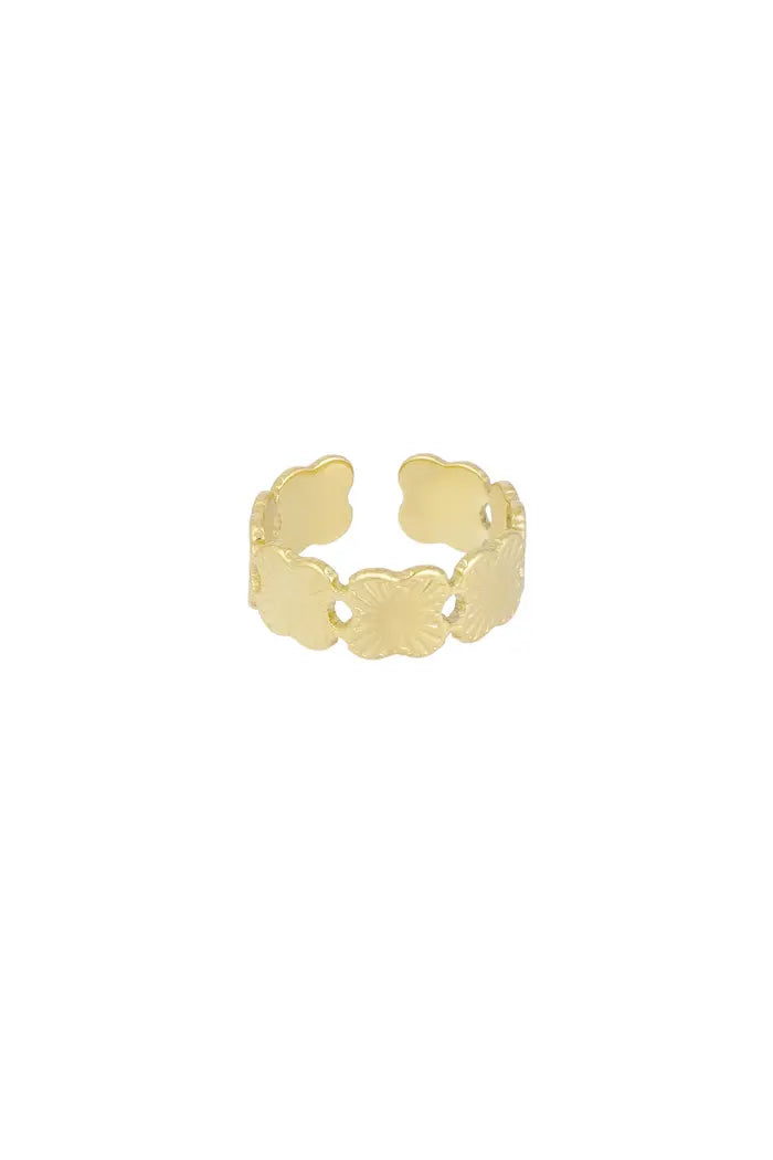 clover ring