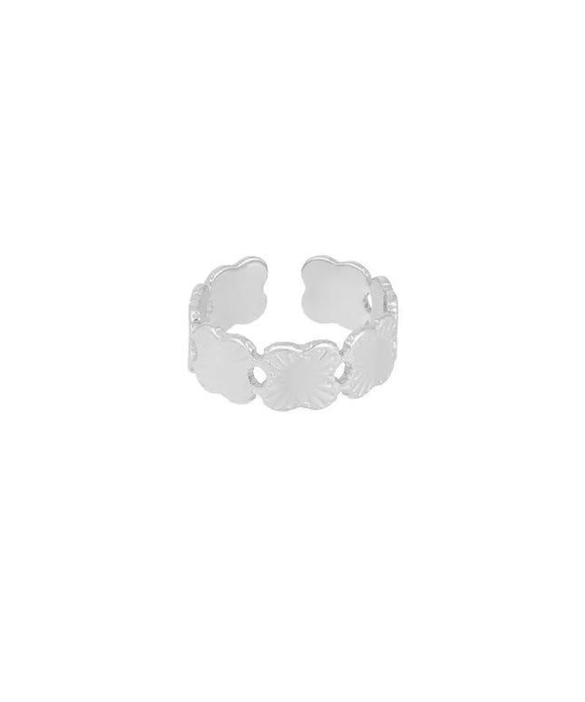 clover ring