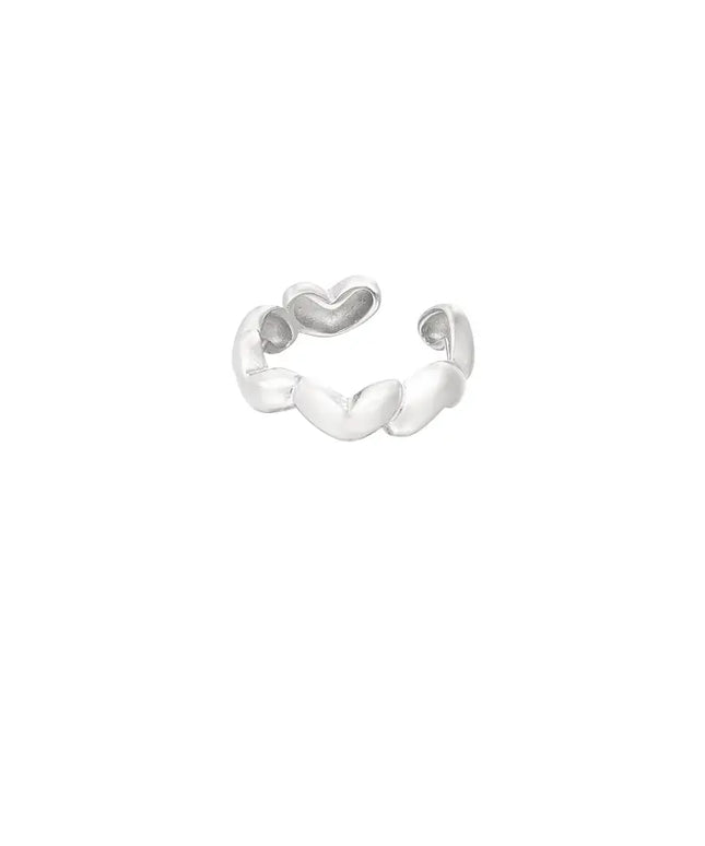 Hearts around ring