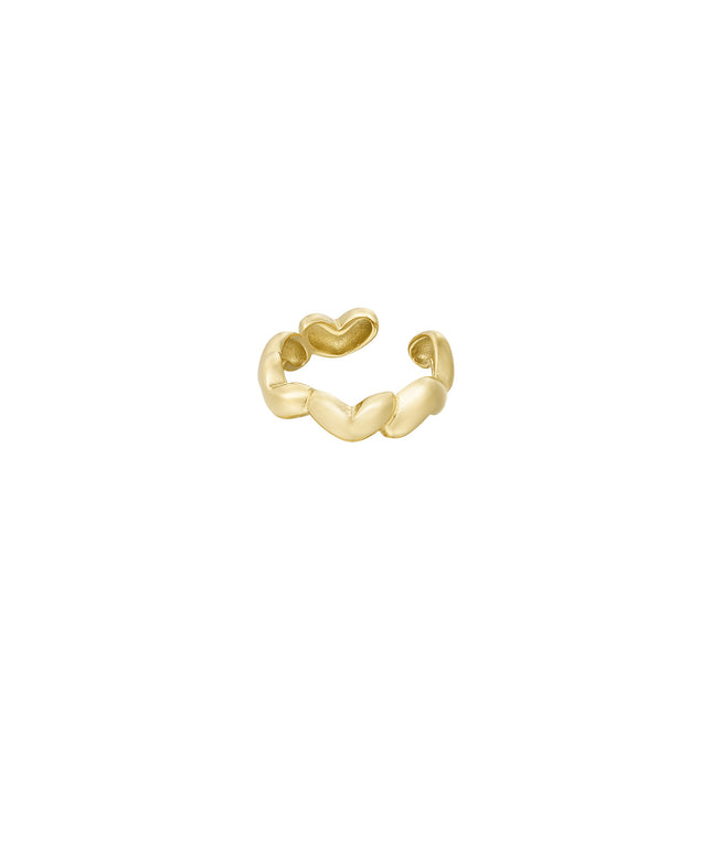 Hearts around ring